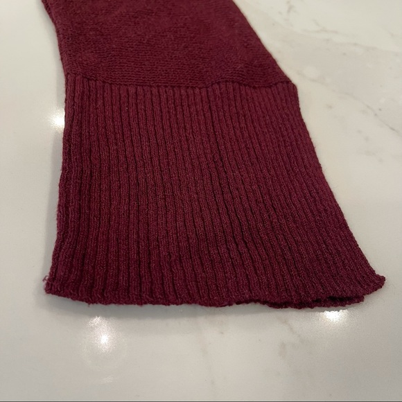 🎉HP🎉 Free People criss cross burgundy sweater - Picture 13 of 13